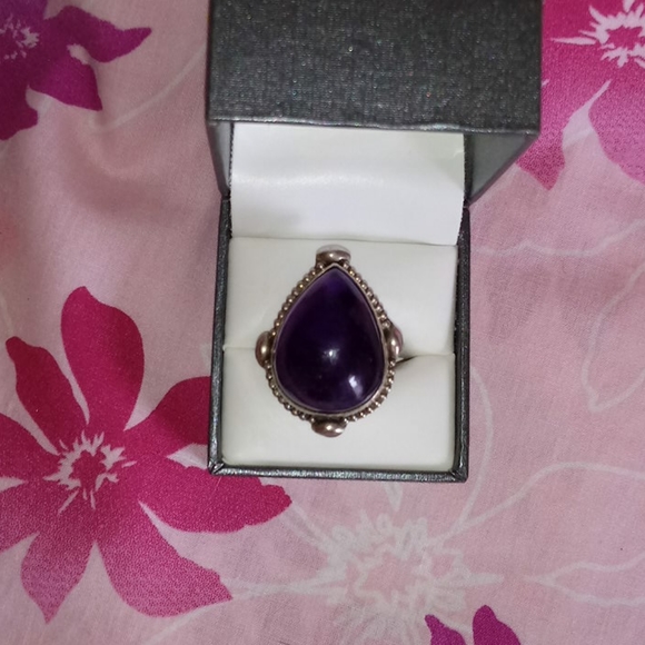 Ring - Picture 4 of 4